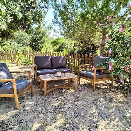 L'Arbre A Soleil Villa Aigues-Vives  Екстериор снимка