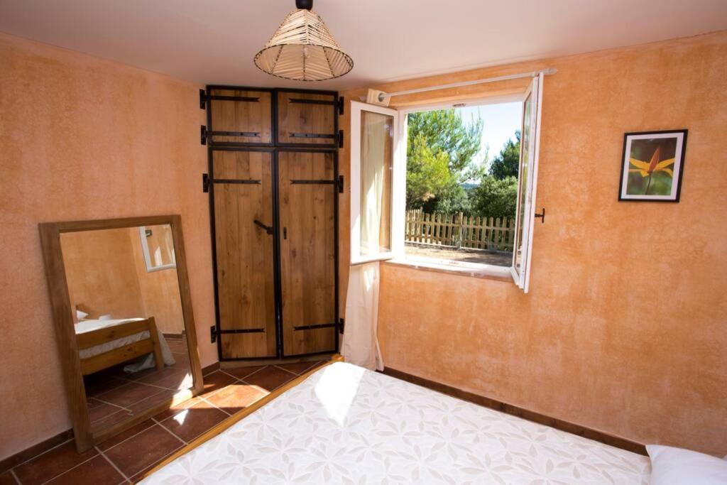 L'Arbre A Soleil Villa Aigues-Vives  Екстериор снимка