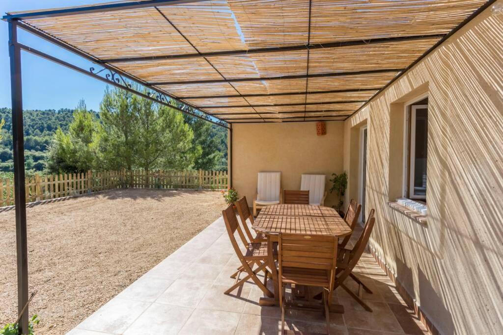 L'Arbre A Soleil Villa Aigues-Vives  Екстериор снимка