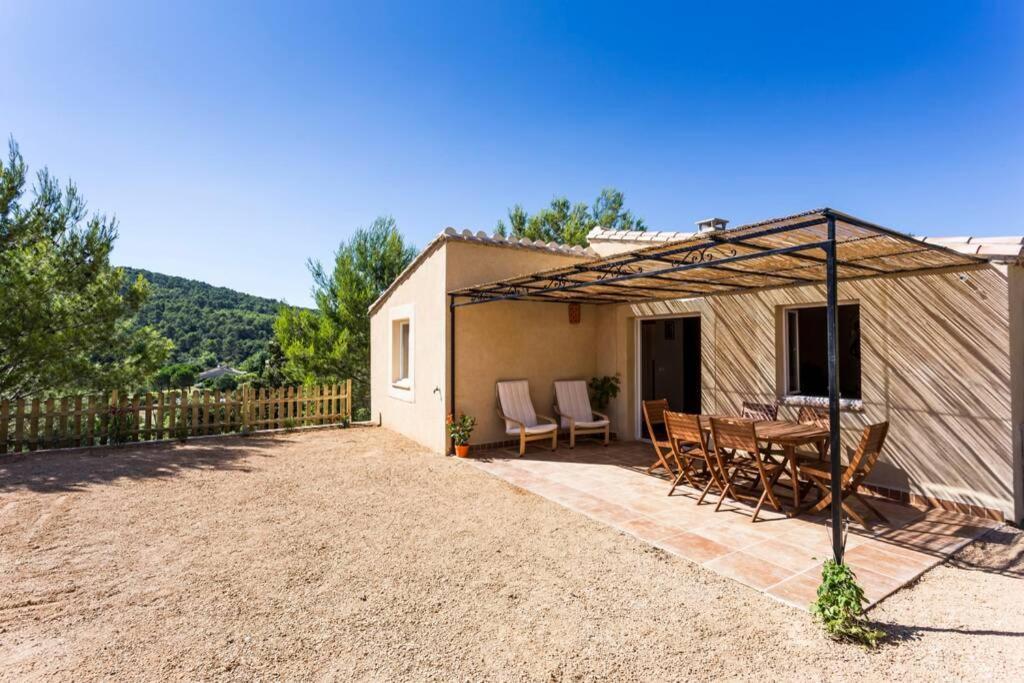 L'Arbre A Soleil Villa Aigues-Vives  Екстериор снимка