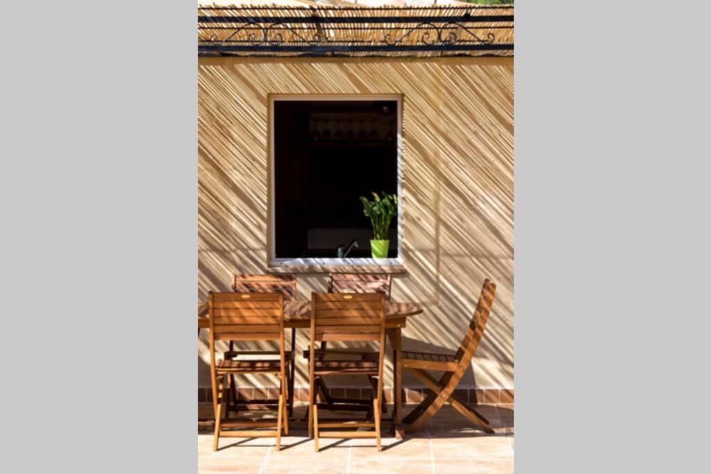 L'Arbre A Soleil Villa Aigues-Vives  Екстериор снимка