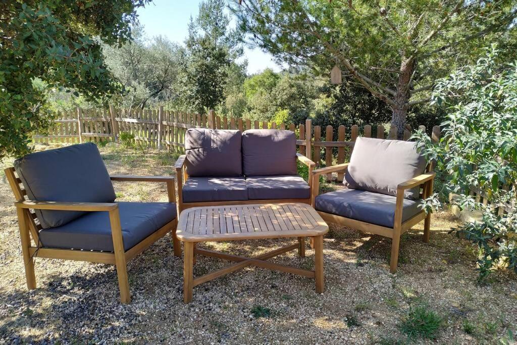 L'Arbre A Soleil Villa Aigues-Vives  Екстериор снимка