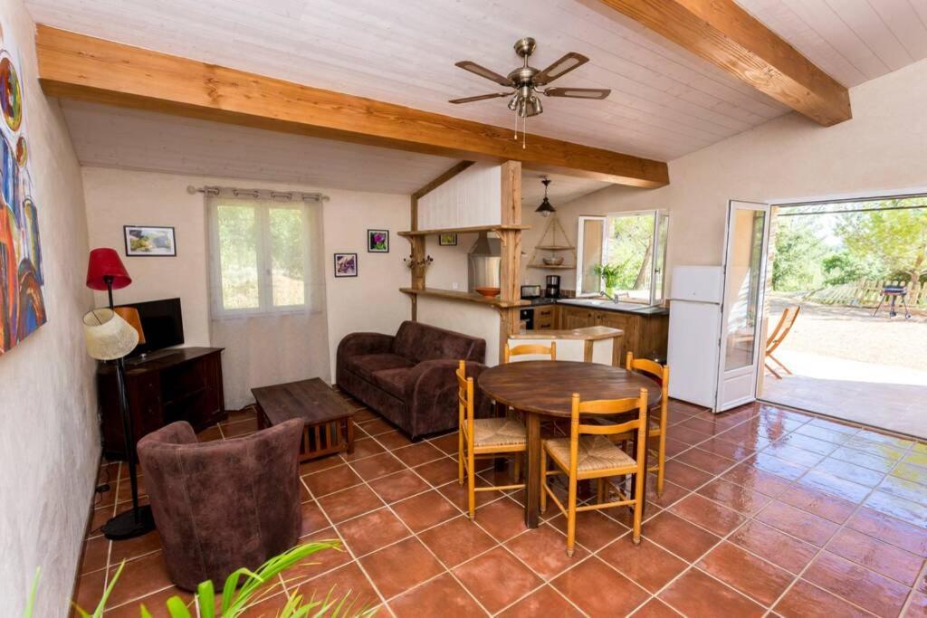 L'Arbre A Soleil Villa Aigues-Vives  Екстериор снимка