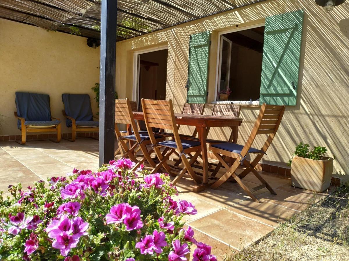 L'Arbre A Soleil Villa Aigues-Vives  Екстериор снимка