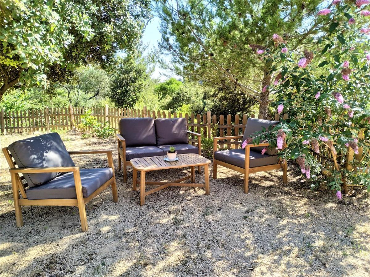 L'Arbre A Soleil Villa Aigues-Vives  Екстериор снимка