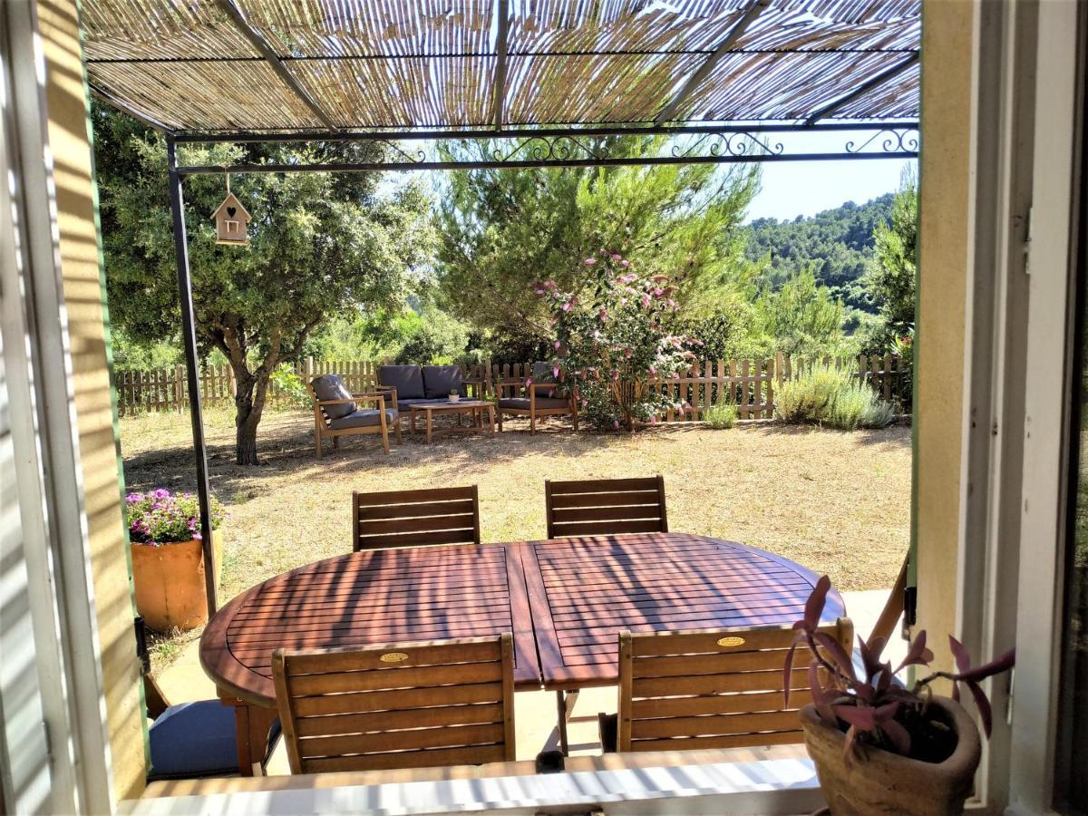 L'Arbre A Soleil Villa Aigues-Vives  Екстериор снимка